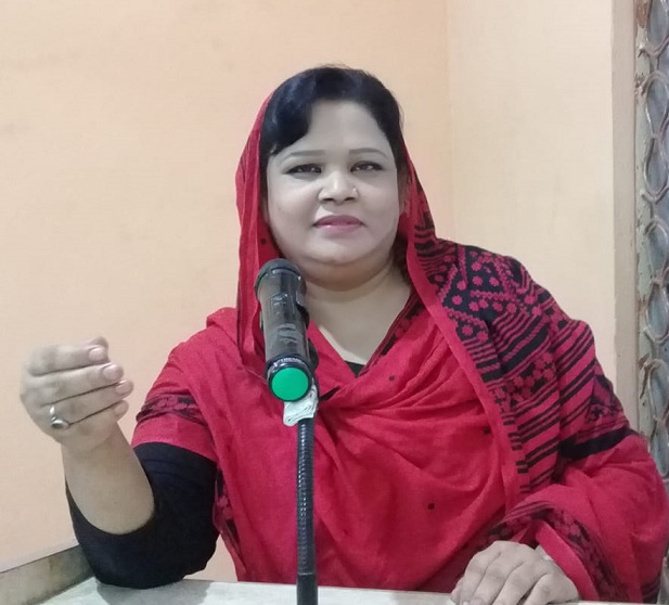  کراچی کی خوب صورت شاعرہ  تبسم فاطمہ رضوی