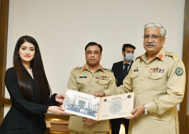  مجھے پاکستان کی افواج پر فخر ہے۔ میں ریکارڈ قائم کرنا اور بہت کچھ کرنا چاہتی ہوں انیقہ نثار