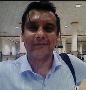 ایرپورٹ پرآخری سیلفی شہید صحافت ارشد شریف کی پاکستان میں