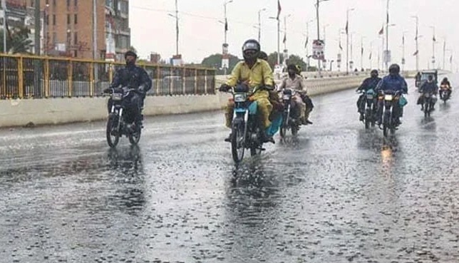 بلوچستان کے شمال مشرقی اور ساحلی علاقوں میں گرد آلود طوفانی ہوائیں چلنے، چمن میں بارش، تیز ہواؤں کے سبب گوادر، پسنی اور اورماڑہ کے سمندر میں طغیانی کا خدشہ بھی ظاہر کیا گیا ہے