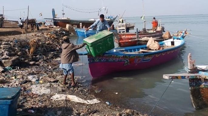 سمندر میں طغیانی کے خدشے کے پیش نظرماہی گیروں کو گہرے سمندر میں جانے سے گریز کی ہدایت جاری کردی گئی 